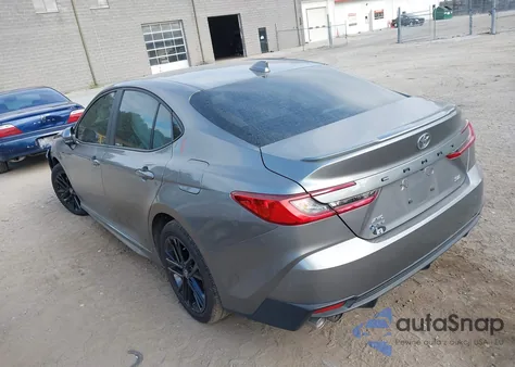 2025 Toyota Camry Se z USA, uszkodzony, nr VIN 4T1DBADK5SU522756